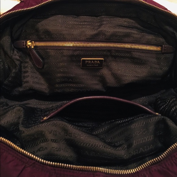PRADA BURGUNDY HANDBAG WITH GOLD ACCENT - Picture 6 of 8